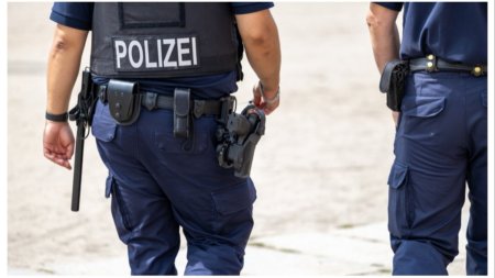 Un politist german a fost concediat dupa ce a furat 180kg de branza cheddar