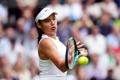 Emma Raducanu trece de Sakkari si ajunge in turul patru la Wimbledon