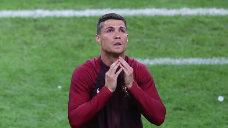 Pepe, dupa eliminarea Portugaliei in sferturi la EURO 2024. Si eu si Cristiano suntem foarte tristi si suparati