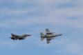 Doua aeronave F-16 ale Fortelor Aeriene Romane, ridicate in aer pentru a monitoriza situatia dupa atacuri rusesti in Ucraina, langa teritoriul Romaniei