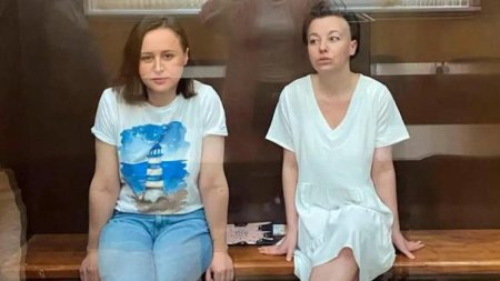 Doua artiste din Rusia, condamnate la inchisoare pentru ca au realizat o <span style='background:#EDF514'>PIESA</span> despre teroristi
