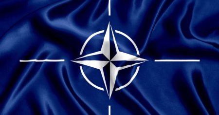 <span style='background:#EDF514'>DEMONSTRATII</span> concurente de putere: NATO isi numara aliatii fideli, Moscova pregateste un alt parteneriat fara limite cu India