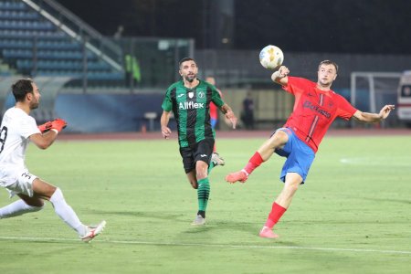 Cu ei a jucat FCSB! Scene HILARE in timpul meciului din San Marino