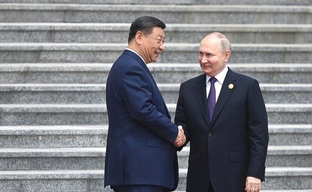 China acuza NATO ca o instiga la confruntare cu Rusia