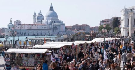 Turism excesiv: cand populatia locala sufera