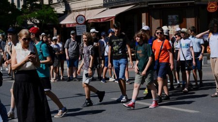 Strazi deschise, Bucuresti - Promenada urbana si expozitii atractive, alternative de petrecere a timpului liber in weekendul 13-14 iulie