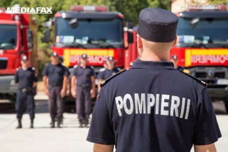 Al doilea contingent format din 40 de pompieri romani a pornit sambata spre Franta