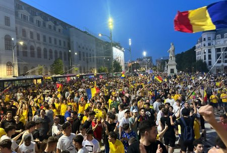 Acum sunt celebri in fotbalul romanesc, dar nu uita cand au iesit in strada pentru echipa nationala: Ne-am urcat pe tren / Ne-am aruncat in strand
