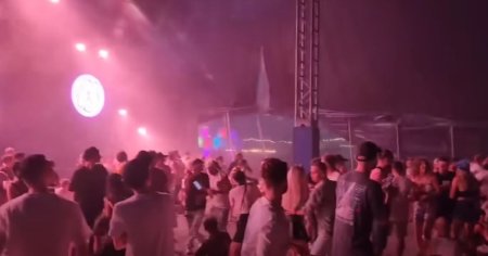 Momente de cosmar la un festival din Slovacia: un cort s-a prabusit peste petrecareti VIDEO