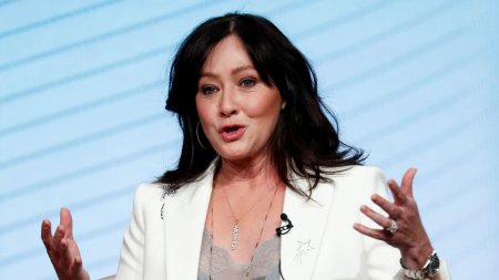 A murit Shannen Doherty, starul din <span style='background:#EDF514'>BEVERLY</span> Hills 90210