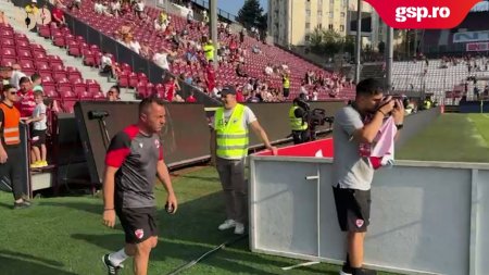 CFR Cluj - Dinamo. Oaspetii au iesit la incalzire