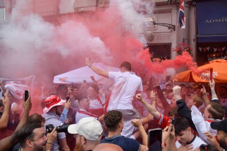 Spectacol pe strazile Berlinului inainte de Spania - Anglia » Cum s-au distrat fanii inainte de finala de la Euro 2024