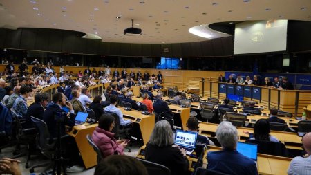 Cati europarlamentari sunt in noul mandat si cum au fost repartizati