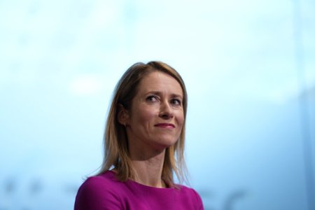 Kaja Kallas a demisionat din conducerea guvernului Estoniei. Este nominalizata pentru seful politicii externe a UE