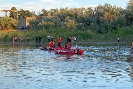 Tragedie la Buzau. Un barbat si-a salvat fiul de la inec, dar a murit incercand sa isi salveze si fata