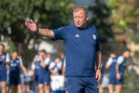 Scandal intre antrenorii din Superliga! Dorinel M<span style='background:#EDF514'>UNTEANU</span> a dat de pamant cu Bogdan Andone: Isi ascunde slabiciunile, nu poate fi reprodus ce a zis