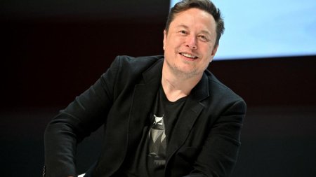 Elon Musk vrea sa doneze 45 de milioane de dolari in fiecare luna pentru sustinerea lui Donald Trump