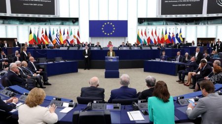 Noul Parlament European isi alege conducerea. AUR anunta ca nu o voteaza pe Ursula von der Leyen pentru un nou mandat la sefia CE