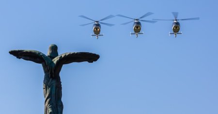 Fortele Aeriene Romane se pregatesc de Ziua Aviatiei: aeronave militare au survolat Monumentul Eroilor Aerului FOTO