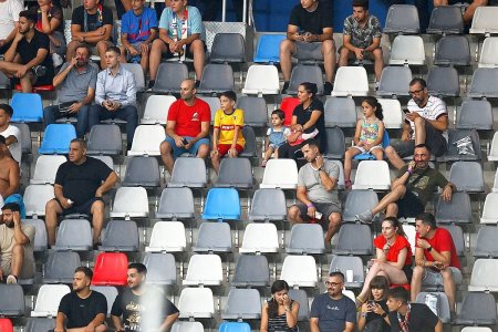Imagini dezolante in Ghencea » Cati oameni au fost pe stadion la FCSB - Virtus