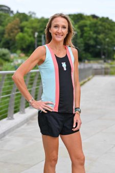 <span style='background:#EDF514'>PAULA RADCLIFFE</span>, superstarul mondial al alergarii, devine ambasadoarea competitiei Brasov Running Festival in 2024