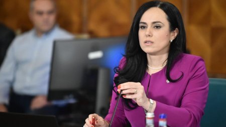 Simona Bucura Oprescu a anuntat data la care ajung deciziile de <span style='background:#EDF514'>RECALCULARE</span> la pensionari. Romanii afla cati bani primesc