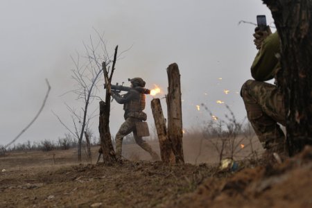 Razboiul din Ucraina, ziua 875. J.D. Vance, optiunea pentru vicepresedintia SUA: Nu-mi pasa ce se intampla cu Ucraina / Rusia ascunde <span style='background:#EDF514'>MORTII</span> din razboi in statisticile anuale