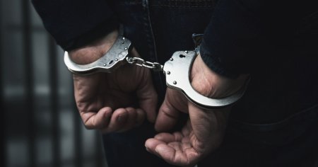 Roman arestat in Spania. Deghizat in politist, a incercat sa rapeasca doi milionari, alaturi de complici bulgari si rusi VIDEO