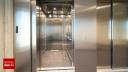 Calvarul unui <span style='background:#EDF514'>BARBAT CARE</span> a ramas blocat intr-un lift timp de 42 de ore. 