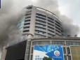 Incendiu intr-un centru comercial din China. Sase oameni au murit, altii au ramas in interior