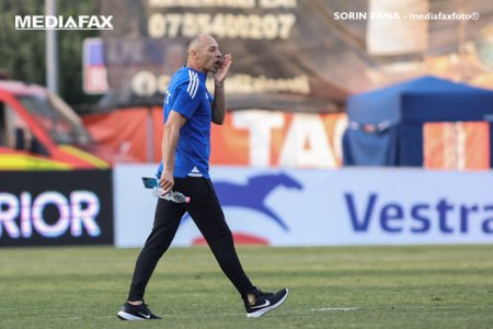 Antrenorul Bogdan Andone a primit o suspendare drastica dupa ce a injurat arbitrii in timpul meciului FC Botosani - Otelul Galati