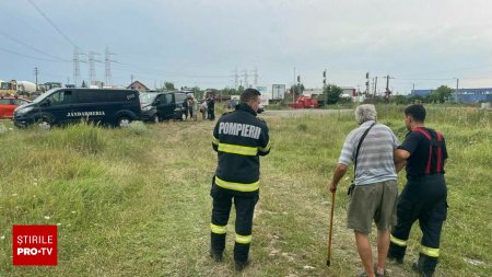 Locomotiva unui tren a luat foc, in apropiere de Oradea. Calatorii au fost evacuati