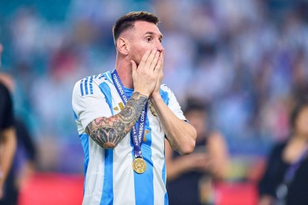 Guvernul Argentinei il roaga pe Lionel Messi sa isi ceara scuze in numele colegilor sai dupa scandarile rasiste ale colegilor din autocar