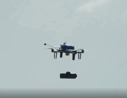 VIDEO Ucraina a prezentat cea mai mare drona FPV, Hornet <span style='background:#EDF514'>QUEEN</span>