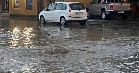 Cod galben de inundatii pe rauri din 14 bazine hidrografice. Judetele in care sunt asteptate viituri puternice