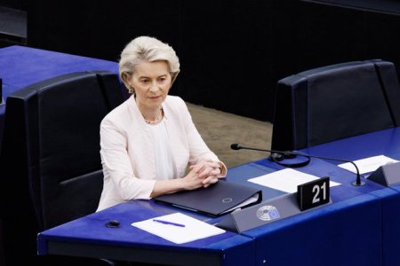 Ursula von der Leyen obtine un nou mandat de 5 ani la conducerea Comisiei Europene: 401 voturi pentru, 284 impotriva