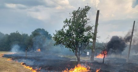 Numar record de incendii pe canicula si niciun vinovat. Foc deschis in <span style='background:#EDF514'>SPATII</span> deschise, cauza care scapa pe toata lumea