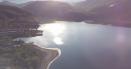Lacul Cincis din Hunedoara, litoralul de la munte. Locuri uimitoare, ascunse in imprejurimile sale VIDEO
