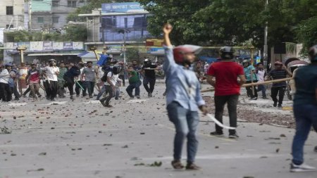Nenorociri in lant in Bangladesh: zeci de morti, televiziunea incendiata, internetul aproape blocat