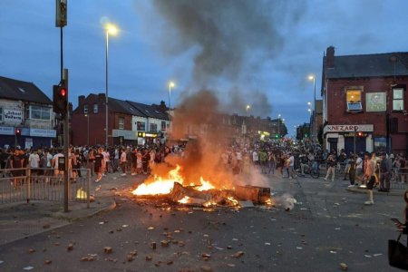 Revolta in Leeds. Au fost implicati si romani. 