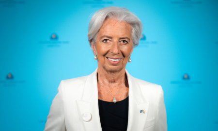 <span style='background:#EDF514'>CHRIS</span>tine Lagarde spune ca toate optiunile sunt posibile la reuniunea de politica monetara din septembrie