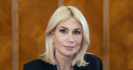 Raluca Turcan intervine in scandalul Sosoaca: A facut de ras Romania