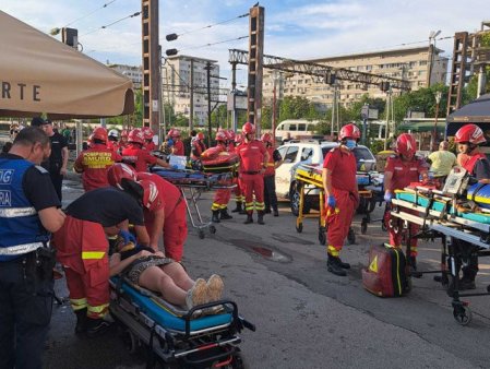 NEWS ALERT 15 victime dupa impactul dintre <span style='background:#EDF514'>DOUA TRENURI</span> in zona Garii Basarab
