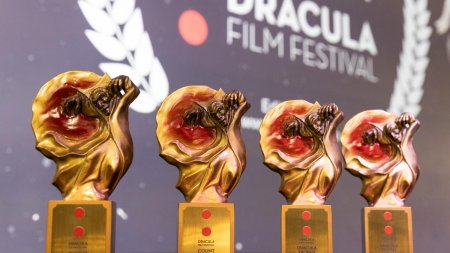 <span style='background:#EDF514'>DRACULA</span> Film Festival anunta lansarea competitiilor de filme pentru editia din 2024 si prezinta posterul oficial al festivalului, realizat de un cunoscut artist spaniol