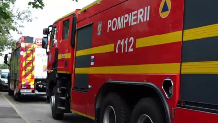 Incendiu la un centru de batrani din Arad, de la un frigider supraincalzit. Pompierii au intervenit prompt