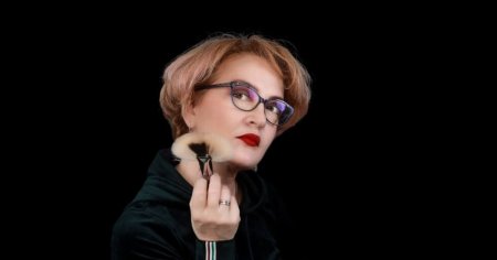 Mirela Vescan, make-up artist: O piele stralucitoare inseamna o piele sanatoasa. Ce machiaj folosim vara, cand tenul este bronzat