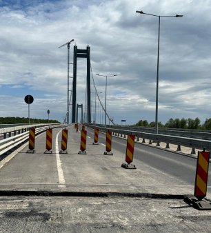 Podul de la <span style='background:#EDF514'>BRAILA</span> e din nou in reparatii. Cat vor dura lucrarile