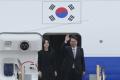Prima <span style='background:#EDF514'>DOAMNA</span> a Coreei de Sud, interogata de procurori dupa ce acceptat o geanta de lux