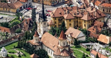 O pictura din 1737 dintr-o biserica plina de mistere din Brasov 