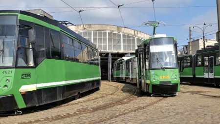 Primarul Capitalei: Toate cele 100 de troleibuze si 100 de tramvaie noi vor fi in trafic incepand din septembrie